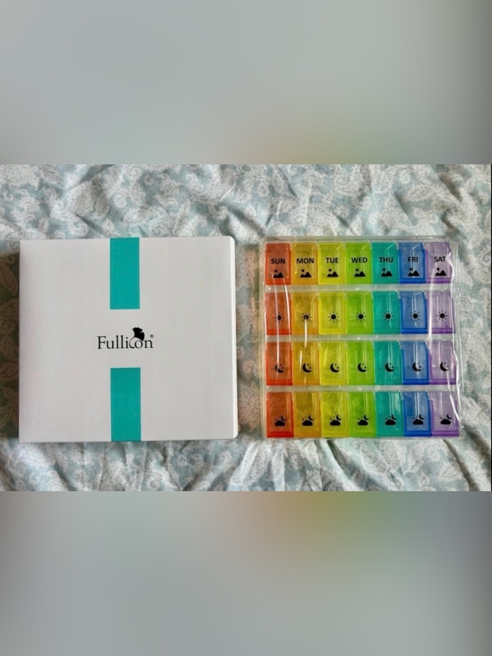 Weekly Pill box medicine storage